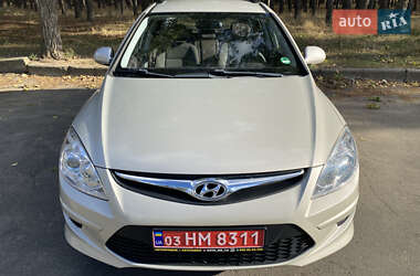 Универсал Hyundai i30 2008 в 