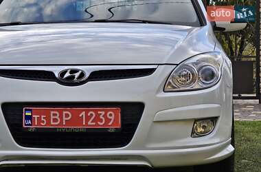Универсал Hyundai i30 2009 в 