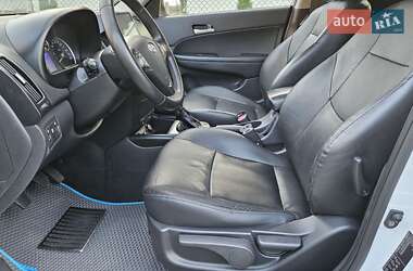 Универсал Hyundai i30 2009 в 