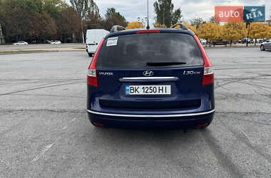 Універсал Hyundai i30 2008 в  фото 3 Універсал Hyundai i30 2008 в