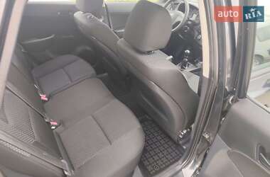 Хэтчбек Hyundai i30 2009 в 