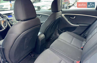 Хетчбек Hyundai i30 2014 в 