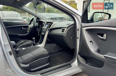 Хетчбек Hyundai i30 2014 в 