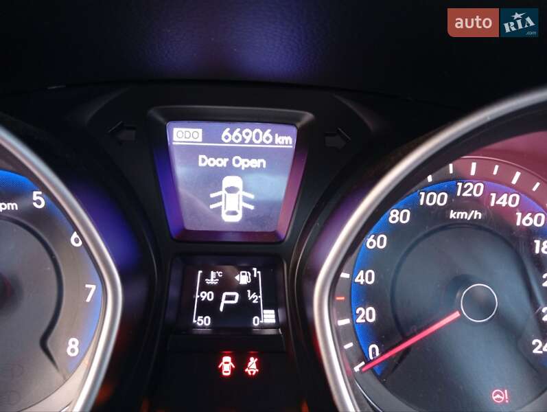 Хетчбек Hyundai i30 2012 в Носівці