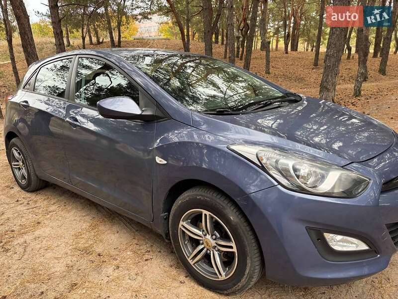 Хетчбек Hyundai i30 2013 в Павлограді фото 4 Хетчбек Hyundai i30 2013 в Павлограді