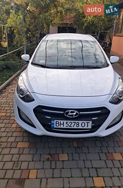 Хэтчбек Hyundai i30 2017 в Одессе