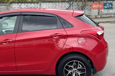 Хэтчбек Hyundai i30 2013 в 