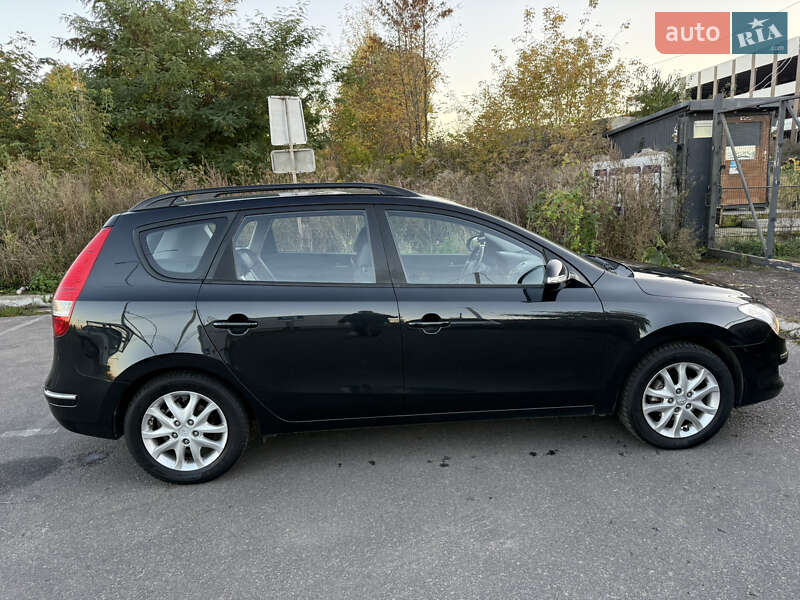 Универсал Hyundai i30 2008 в Луцке фото 4 Универсал Hyundai i30 2008 в Луцке