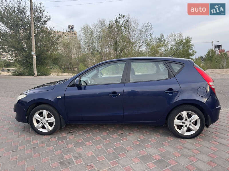 Хетчбек Hyundai i30 2008 в Запоріжжі фото 4 Хетчбек Hyundai i30 2008 в Запоріжжі