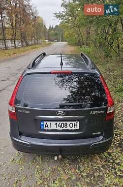 Універсал Hyundai i30 2010 в  фото 28 Універсал Hyundai i30 2010 в