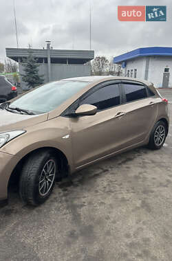Хетчбек Hyundai i30 2012 в  фото 4 Хетчбек Hyundai i30 2012 в