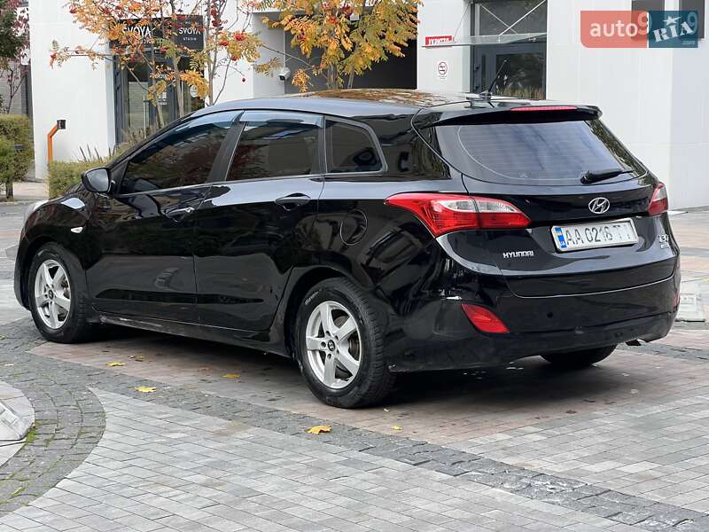 Універсал Hyundai i30 2014 в Києві фото 16 Універсал Hyundai i30 2014 в Києві
