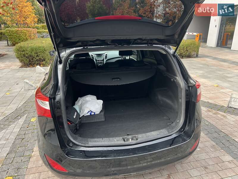 Універсал Hyundai i30 2014 в Києві фото 18 Універсал Hyundai i30 2014 в Києві