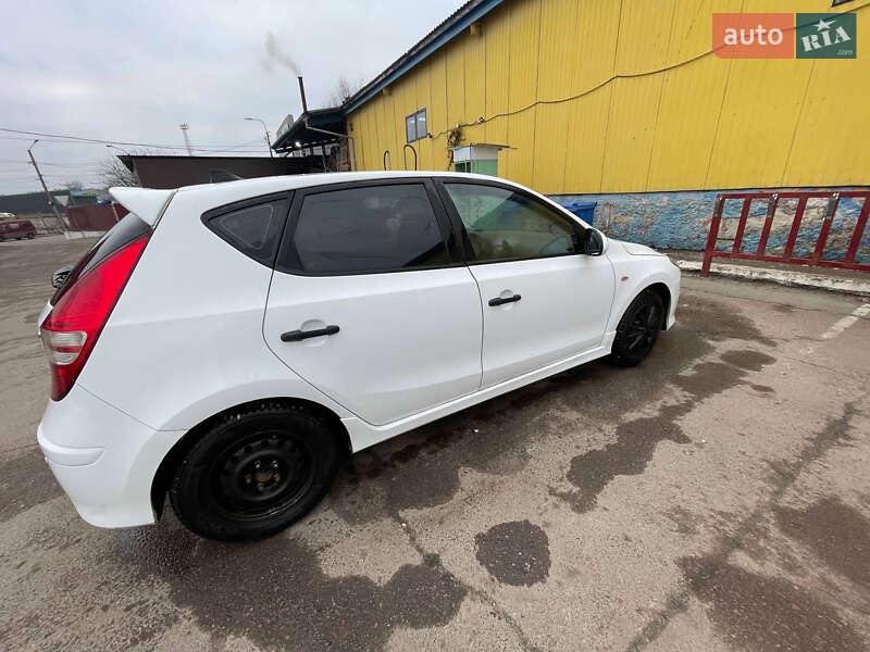 Хетчбек Hyundai i30 2010 в Чернігові фото 9 Хетчбек Hyundai i30 2010 в Чернігові