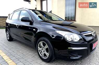Универсал Hyundai i30 2010 в Луцке Универсал Hyundai i30 2010 в Луцке