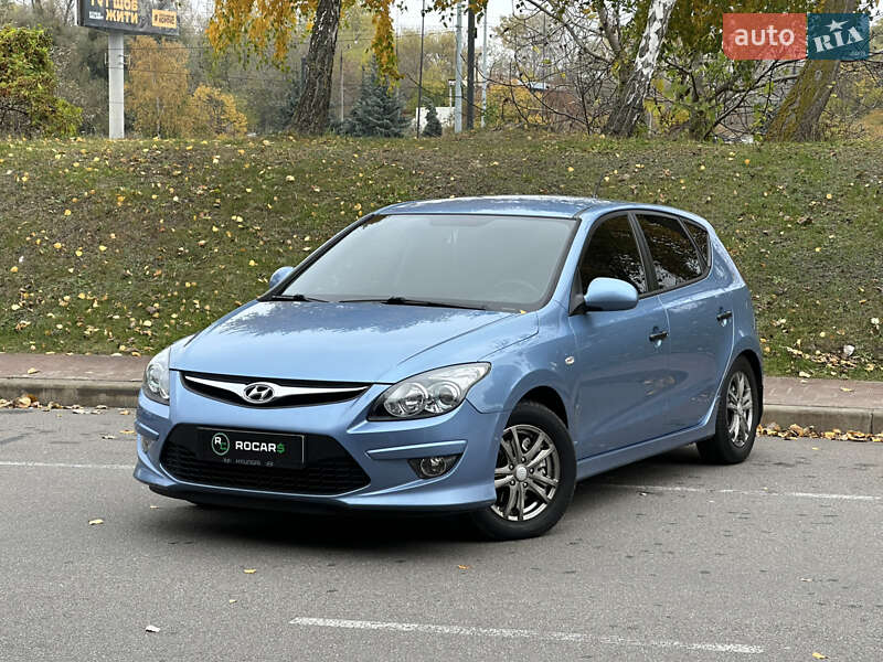 Хетчбек Hyundai i30 2011 в Києві фото 7 Хетчбек Hyundai i30 2011 в Києві