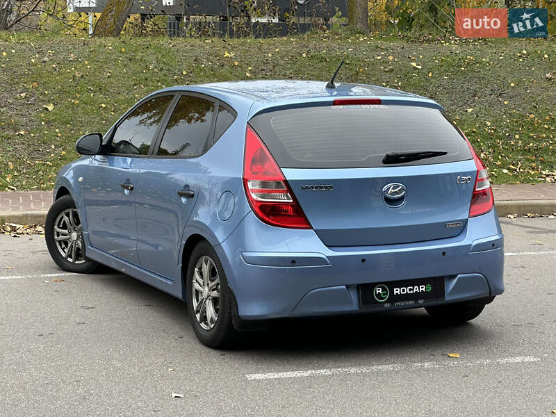 Хетчбек Hyundai i30 2011 в Києві фото 16 Хетчбек Hyundai i30 2011 в Києві