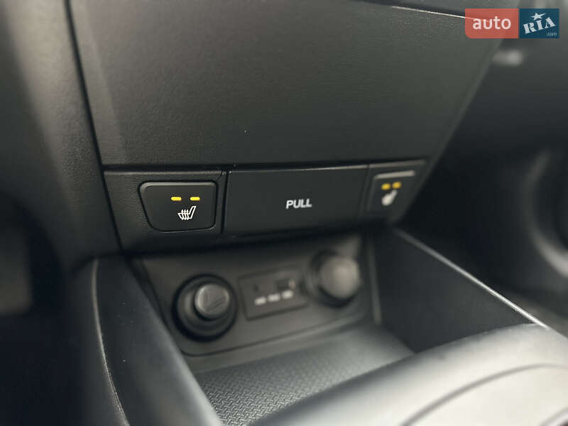 Хетчбек Hyundai i30 2011 в Києві фото 35 Хетчбек Hyundai i30 2011 в Києві