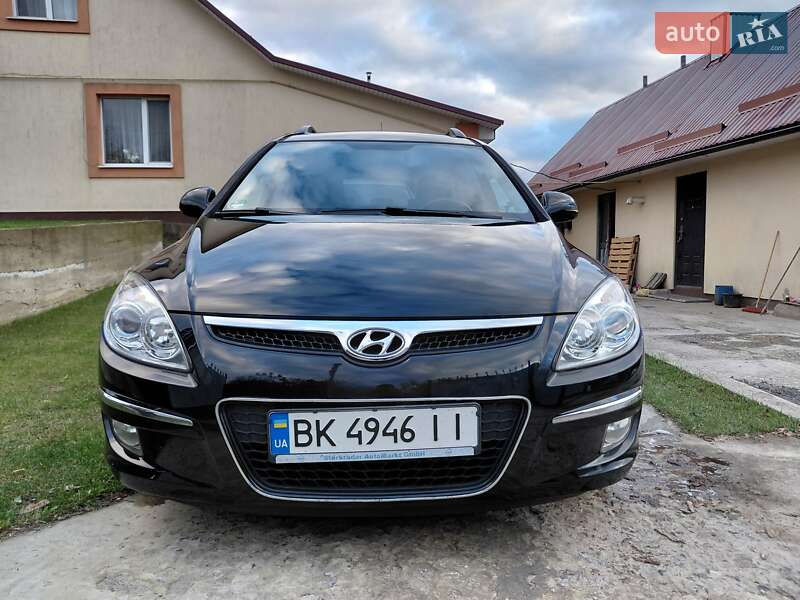 Універсал Hyundai i30 2008 в Рівному фото 2 Універсал Hyundai i30 2008 в Рівному