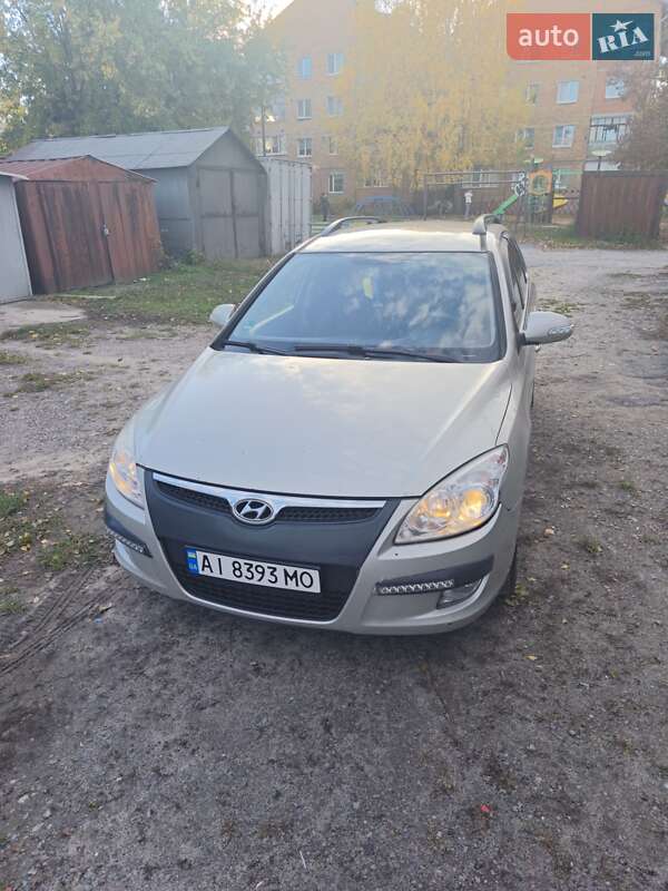 Универсал Hyundai i30 2008 в Киеве
