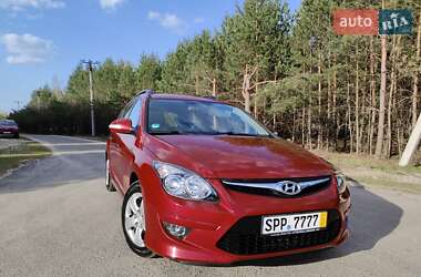 Универсал Hyundai i30 2011 в Киеве