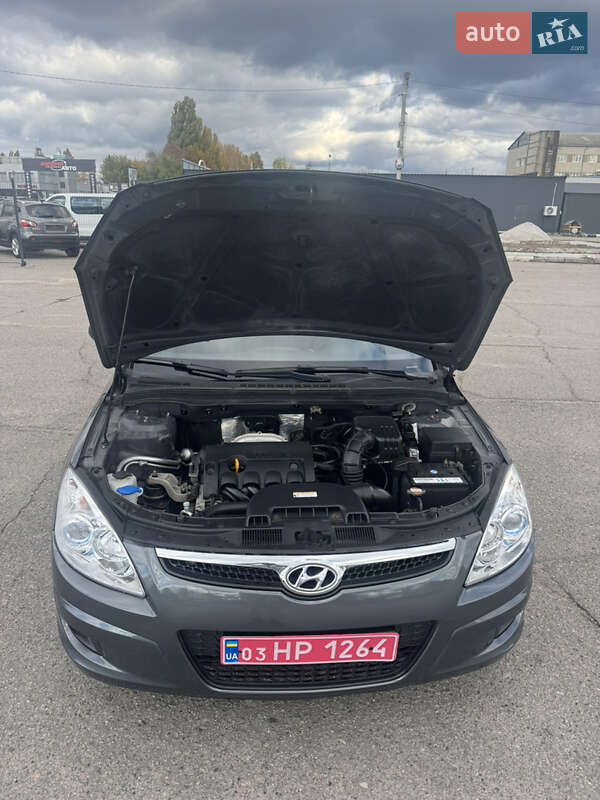 Універсал Hyundai i30 2009 в Білій Церкві фото 75 Універсал Hyundai i30 2009 в Білій Церкві