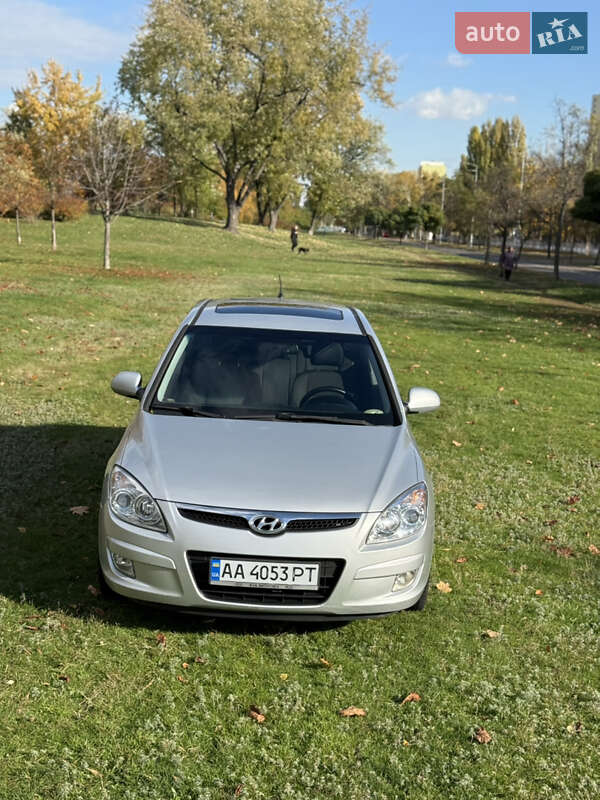 Хетчбек Hyundai i30 2009 в Києві фото 17 Хетчбек Hyundai i30 2009 в Києві
