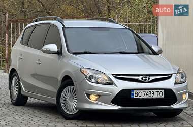 Універсал Hyundai i30 2012 в Дрогобичі
