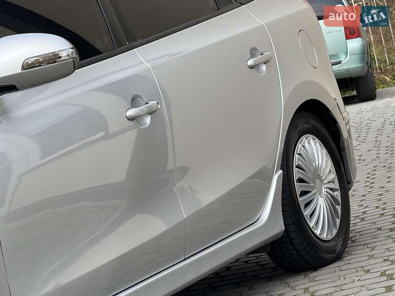 Універсал Hyundai i30 2012 в Дрогобичі фото 21 Універсал Hyundai i30 2012 в Дрогобичі