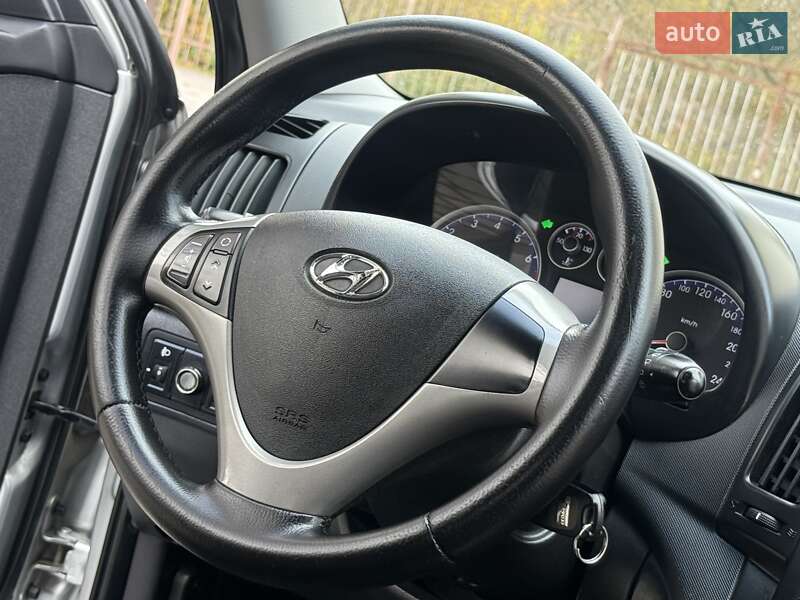 Універсал Hyundai i30 2012 в Дрогобичі фото 65 Універсал Hyundai i30 2012 в Дрогобичі