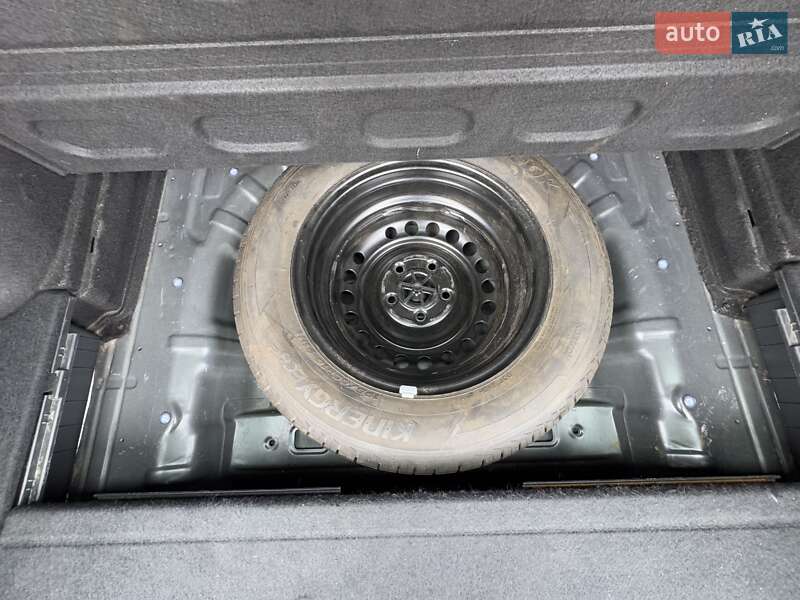 Універсал Hyundai i30 2019 в Долині фото 18 Універсал Hyundai i30 2019 в Долині