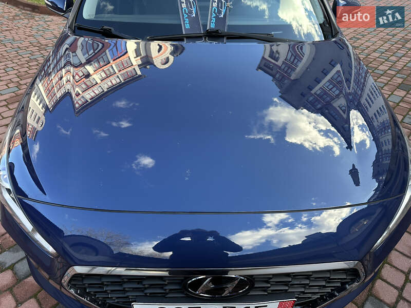 Универсал Hyundai i30 2018 в Ивано-Франковске