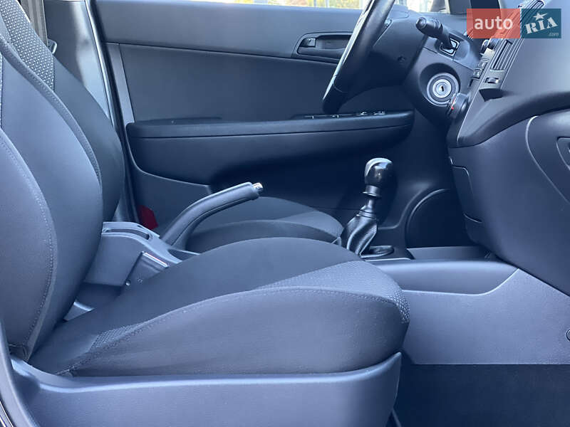 Хетчбек Hyundai i30 2009 в Вінниці