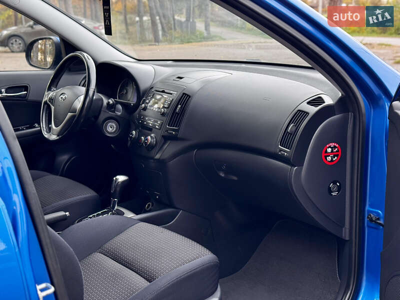 Хэтчбек Hyundai i30 2008 в Виннице