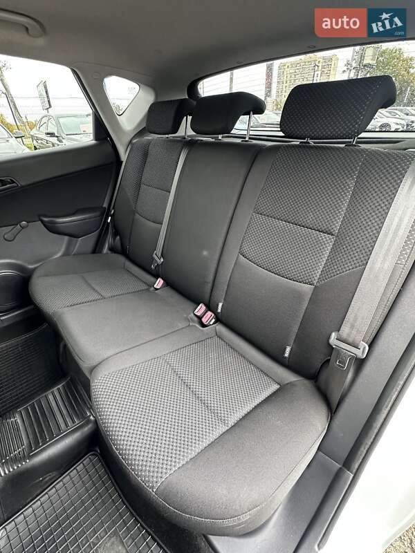 Хэтчбек Hyundai i30 2009 в Белогородке фото 15 Хэтчбек Hyundai i30 2009 в Белогородке