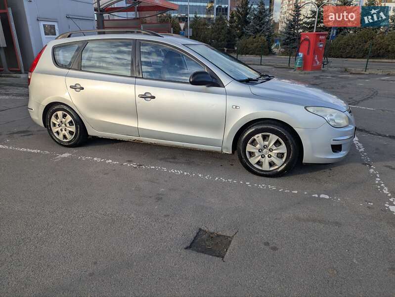 Універсал Hyundai i30 2008 в Львові фото 7 Універсал Hyundai i30 2008 в Львові