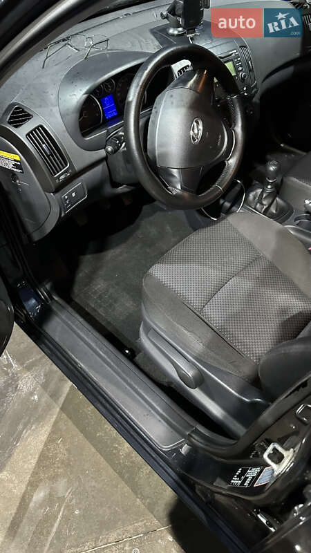 Універсал Hyundai i30 2009 в Львові фото 8 Універсал Hyundai i30 2009 в Львові