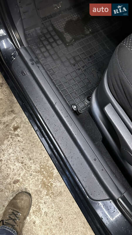 Універсал Hyundai i30 2009 в Львові фото 23 Універсал Hyundai i30 2009 в Львові