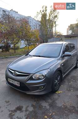 Хэтчбек Hyundai i30 2011 в Харькове