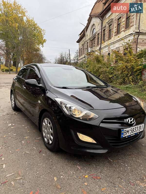 Хэтчбек Hyundai i30 2014 в Сумах