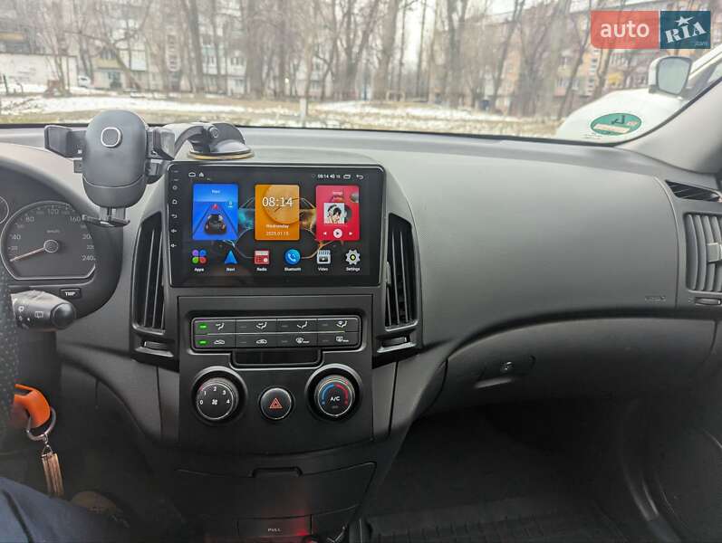 Хетчбек Hyundai i30 2009 в Броварах фото 2 Хетчбек Hyundai i30 2009 в Броварах