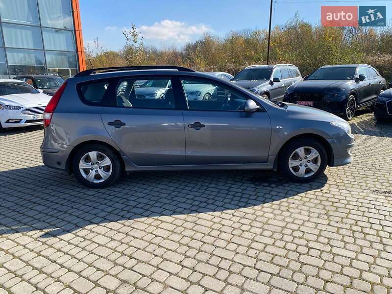 Хэтчбек Hyundai i30 2011 в Львове фото 8 Хэтчбек Hyundai i30 2011 в Львове