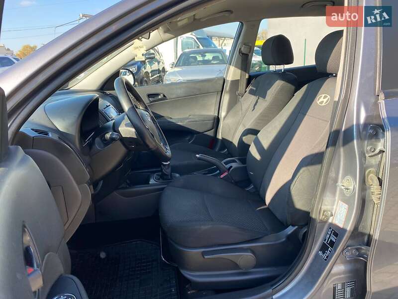 Хэтчбек Hyundai i30 2011 в Львове фото 17 Хэтчбек Hyundai i30 2011 в Львове