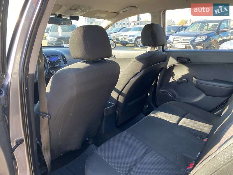 Хэтчбек Hyundai i30 2011 в Львове фото 20 Хэтчбек Hyundai i30 2011 в Львове