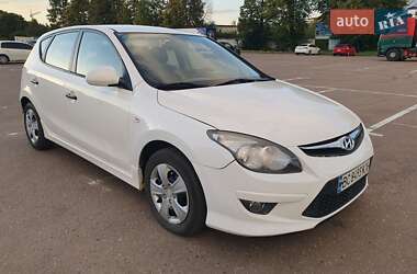 Хэтчбек Hyundai i30 2011 в Ровно