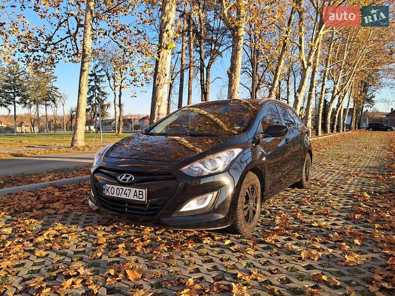 Универсал Hyundai i30 2014 в Мукачево