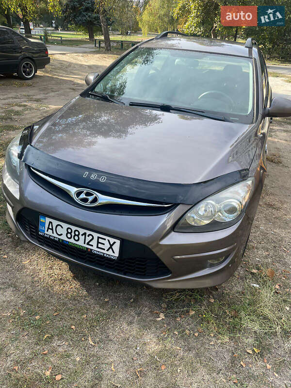 Універсал Hyundai i30 2011 в Запоріжжі