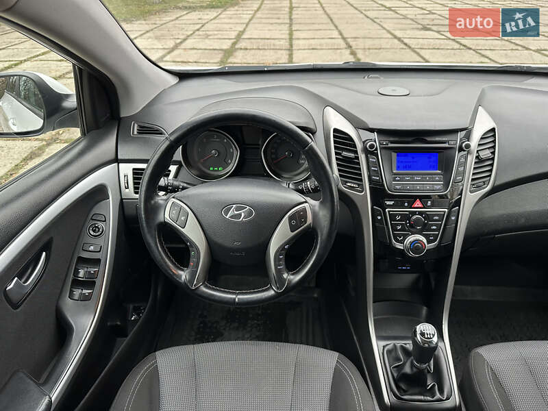 Универсал Hyundai i30 2013 в Харькове