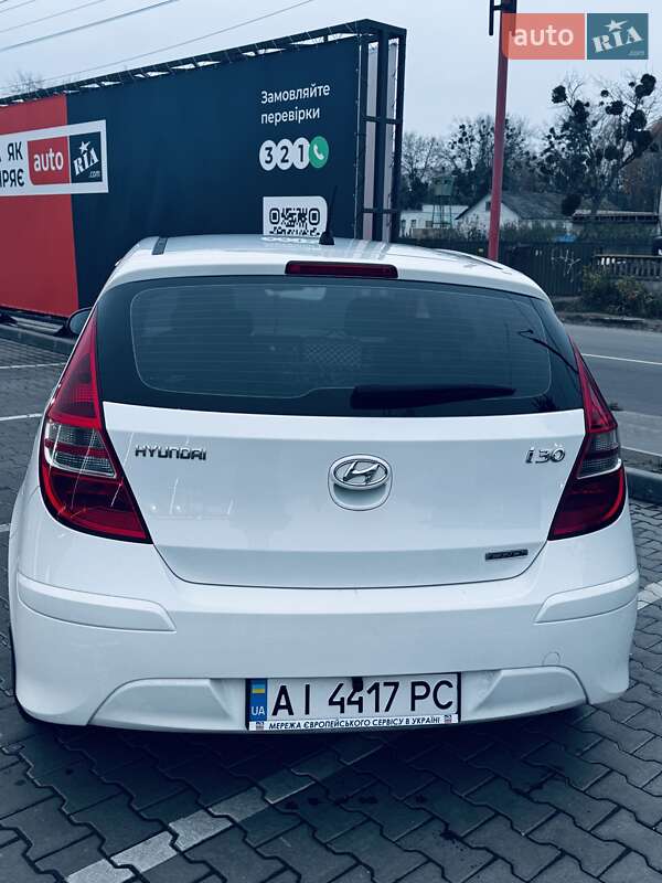 Хэтчбек Hyundai i30 2011 в Виннице