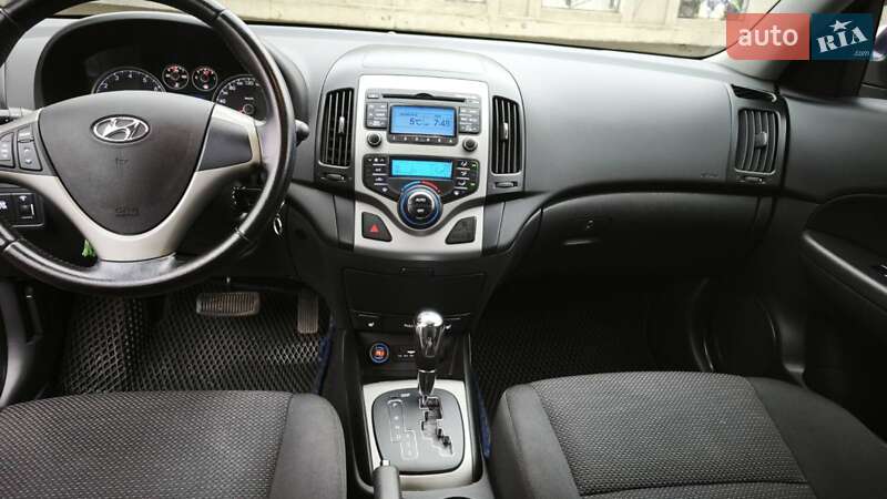 Хэтчбек Hyundai i30 2009 в Одессе фото 14 Хэтчбек Hyundai i30 2009 в Одессе